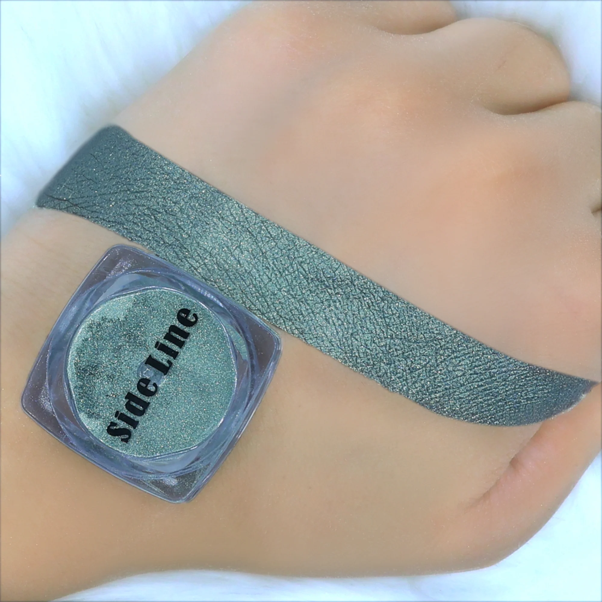 Galaxy Garden Eyeshadow - Image 32